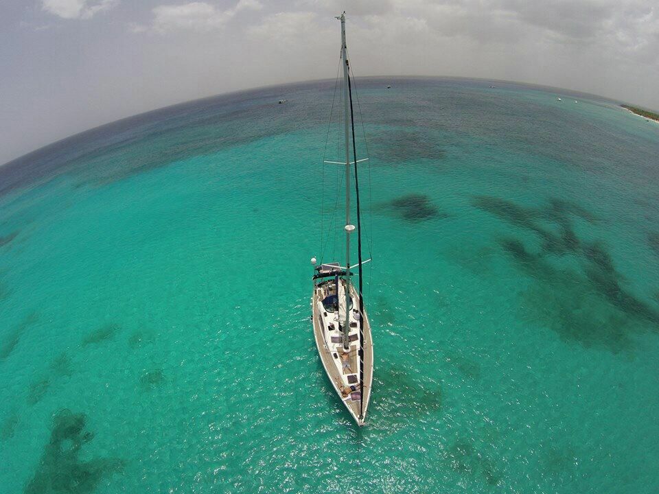 <span style="font-weight: bold;">Yate privado</span><br>